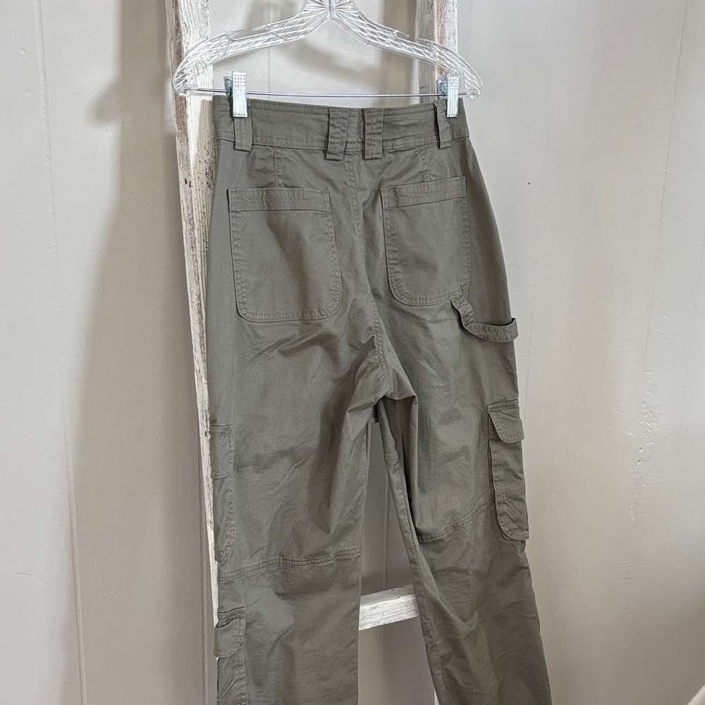 Abercrombie & Fitch Women's Straight Leg Cargo Pants - Olive - Picture 6 of 7